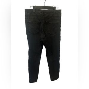 Boys youth Refuge Size 8 skinny Jeans in black fake pockets